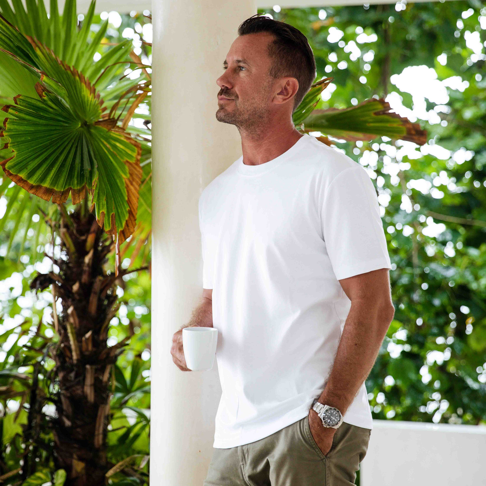 Stain-proof Crew Neck White Short Sleeve Tee